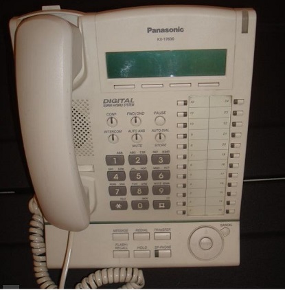 Цифровой системный телефон Panasonic KX-T7630